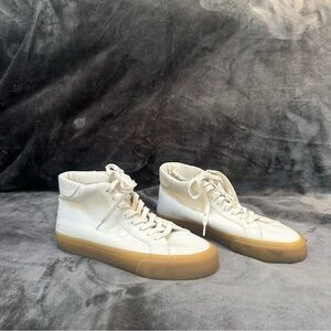 Madewell - White High-Top Sneakers with Gum Sole